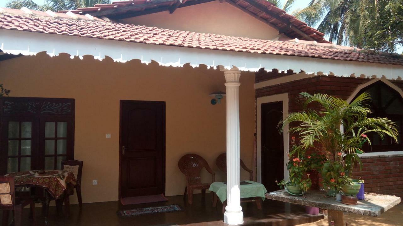 Sampathaa Residence Negombo Room photo